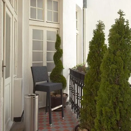 Booking Rooms 3* Белград