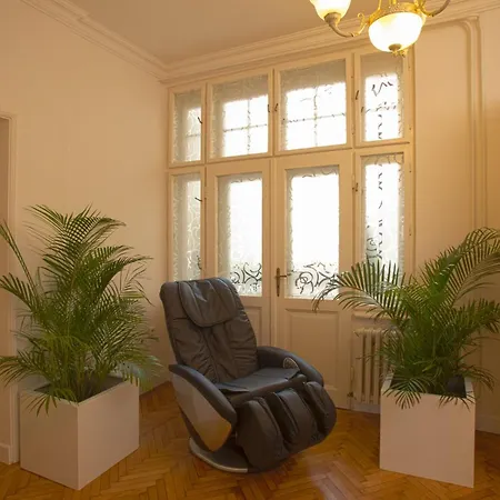 Booking Rooms Oda ve Kahvaltı Belgrad